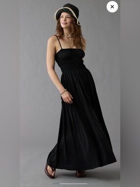 NWT AE Sunchaser Knit Smocked Bodice Midi
Dress Size Large